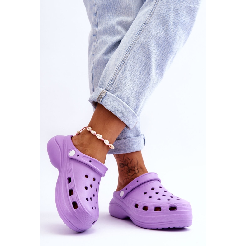 FS1 Chinelos femininos de espuma Crocs roxo Colina 2