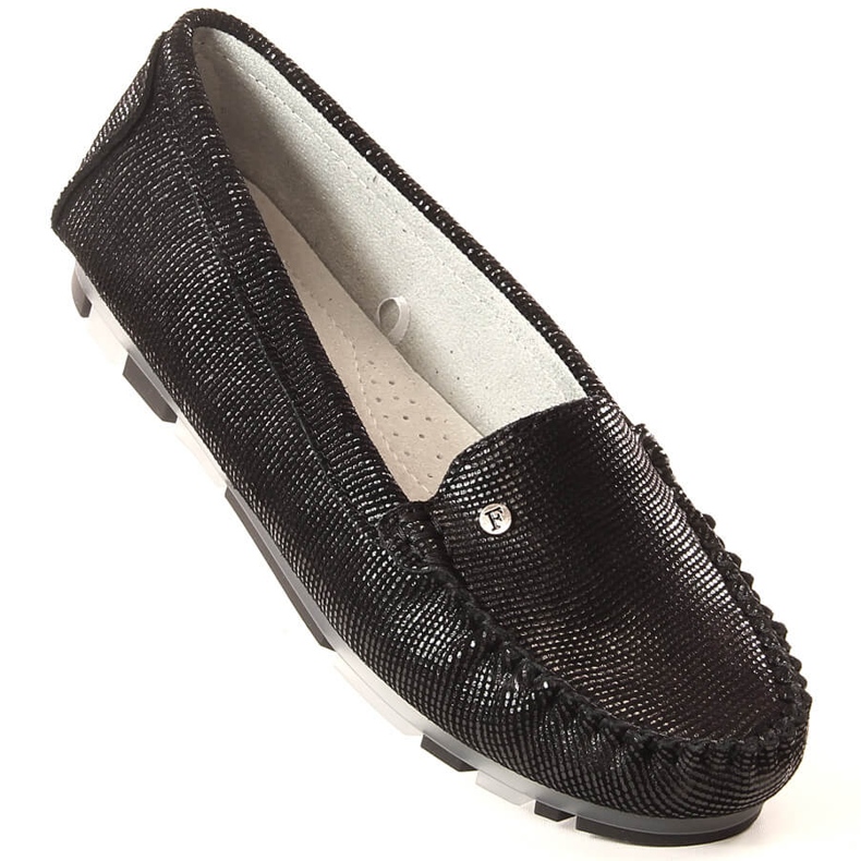 Mocassins de mulher em pele preto brilhante Filippo DP2037 1