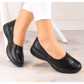 Sapatos slip-on pretos de mulher pretos Jezzi RMR2270-6 1