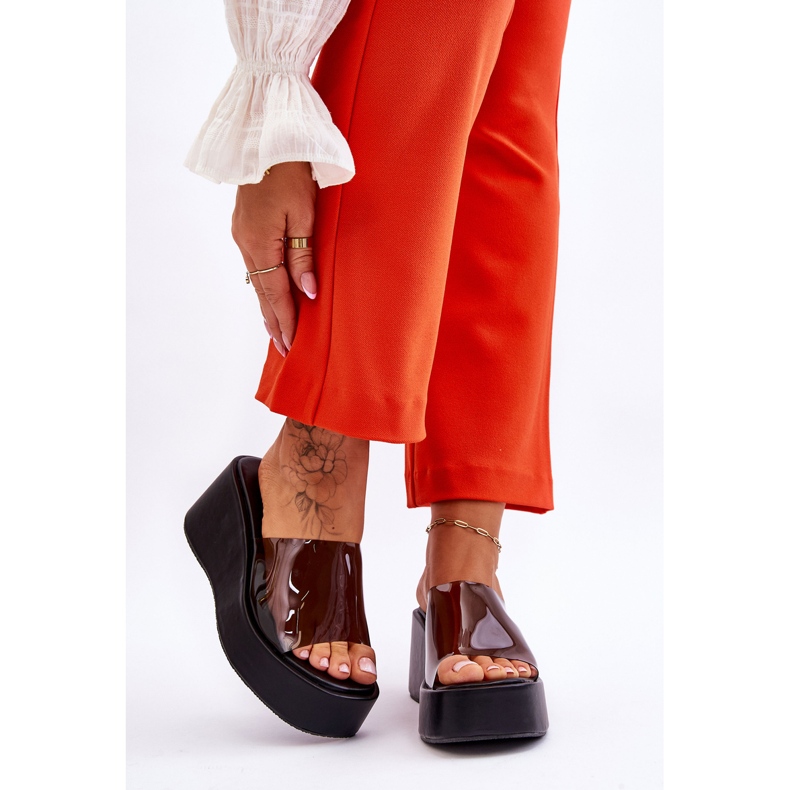 FS1 Chinelos Femininos com Cunha Transparente Preto Eliane 1