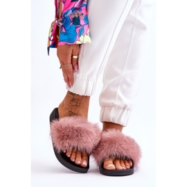 Chinelos femininos de borracha com pelo rosa Lucrécia 1
