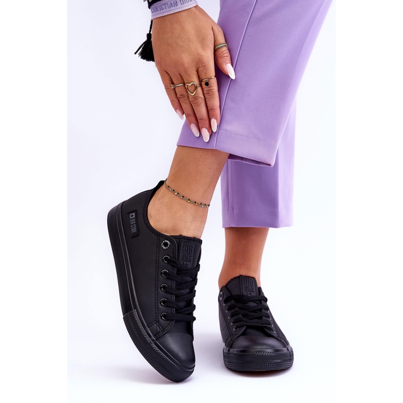 Tênis feminino baixo de couro Big Star KK274011 preto 2