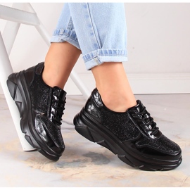 Sapatos de mulher em pele envernizada com zircões pretos Filippo DP2138 1