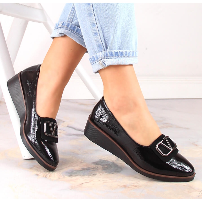 Sapatos de cunha pretos lacados de mulher Jezzi RMR2265-3 1