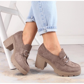 Sapatos femininos de camurça no poste e plataforma bege Potocki SZ12041 1