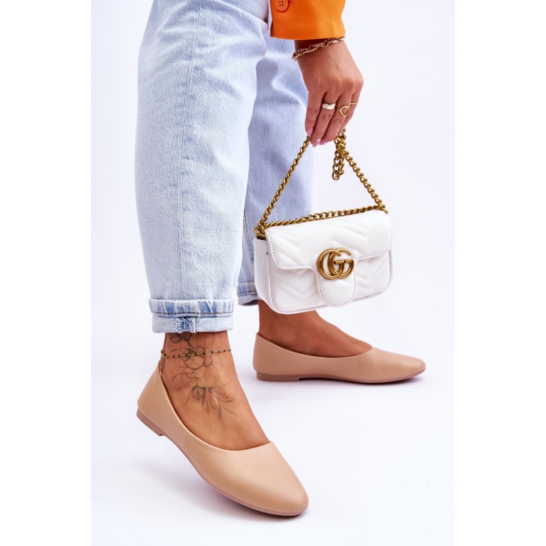 Bailarinas clássicas de couro Stacee bege 2 Bailarinas clássicas de couro Stacee bege 2