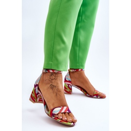 FB1 Sandália salto baixo estampado bege e quincy azul cetim marrom 2