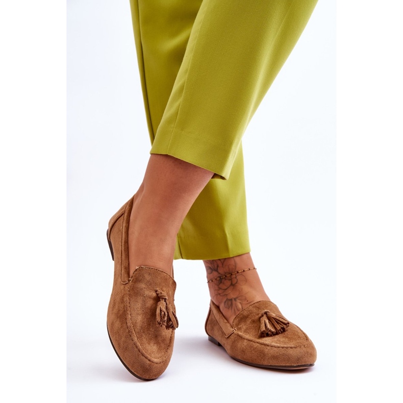 FB1 Mocassim Clássico de Camurça com Borlas Marrom Averil bege 2 FB1 Mocassim Clássico de Camurça com Borlas Marrom Averil bege 2