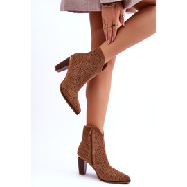FB1 Botas de camurça com salto vazado marrom Logan castanho 2 FB1 Botas de camurça com salto vazado marrom Logan castanho 2