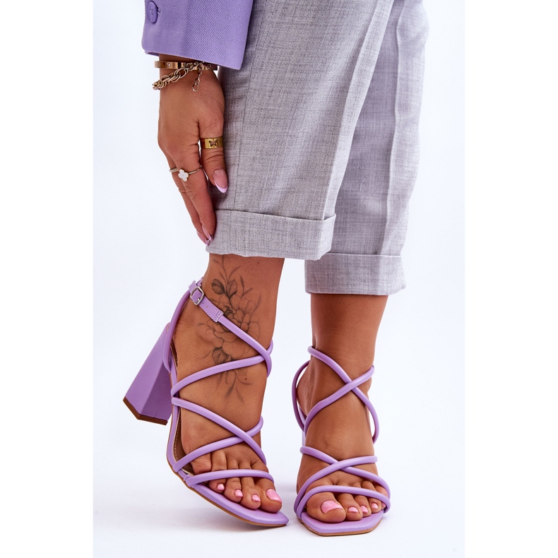 Sandálias Clássicas de Salto Alto Roxo Lucetta 1