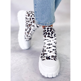 BM Tênis cano alto Lion Leopard leopardo bege 1