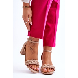 FB2 Sandálias de salto alto de camurça com tranças Azela decorativas bege castanho 1