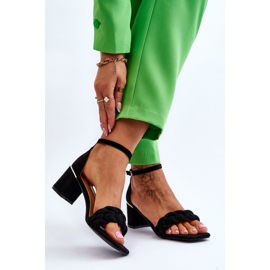 FB2 Sandálias de salto alto de camurça com tranças Azela pretas ornamentadas preto 2