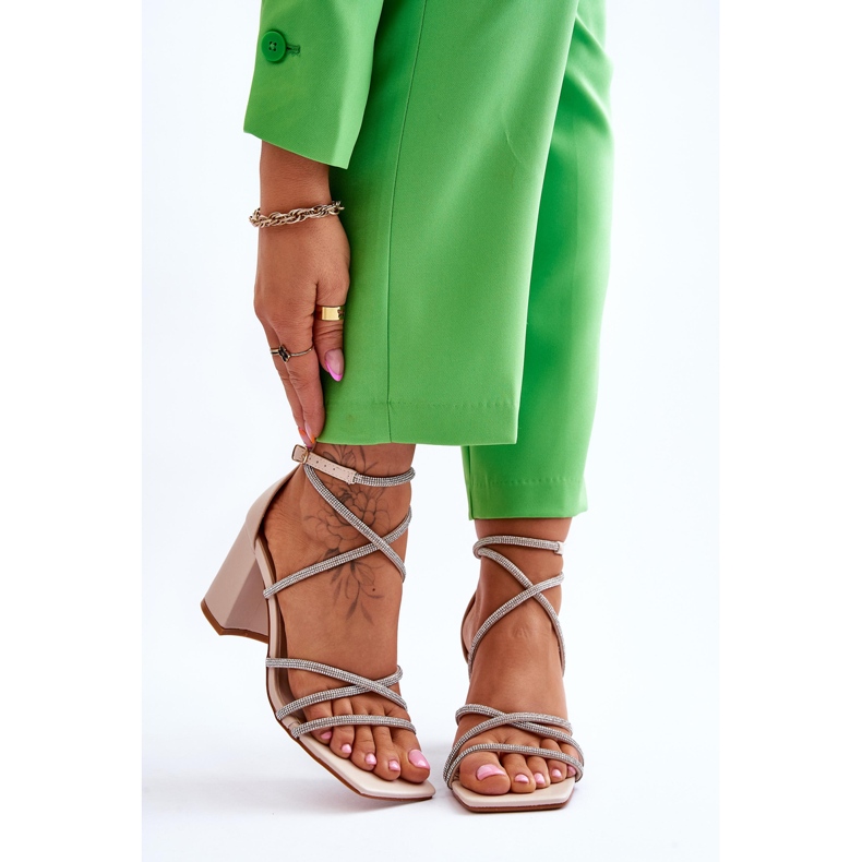 FJ1 Sandália feminina de couro com salto de zircônia cúbica bege Liviano marrom 1