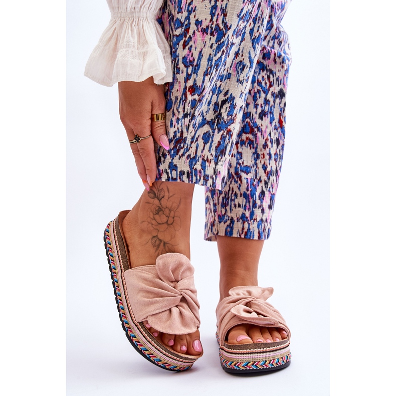 Chinelos Femininos On A Massive Platform Rosa Claro Terisa 1 Chinelos Femininos On A Massive Platform Rosa Claro Terisa 1