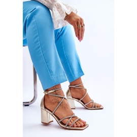 FJ1 Sandália feminina de couro com zircônia salto dourado Liviano 1