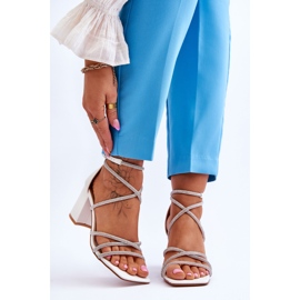 FJ1 Sandália feminina de couro com zircônia cúbica salto alto branco Liviano 1