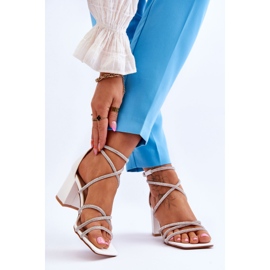 FJ1 Sandália feminina de couro com zircônia cúbica salto alto branco Liviano 2