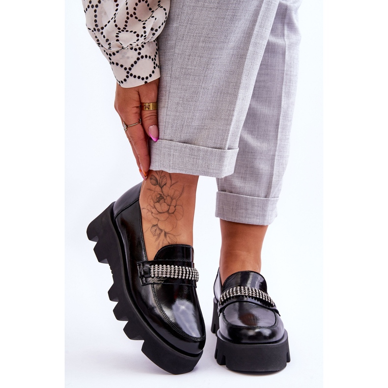 Mocassins da moda na plataforma com decoração Laura Messi 2600 preto 1