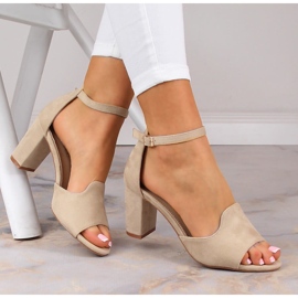 Sandálias femininas de camurça em poste bege Potocki YQ21035 1