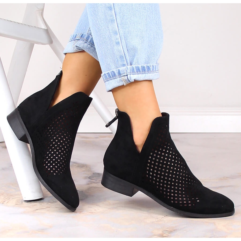 Botas femininas de camurça preta com recortes Potocki SZ12107 preto 1