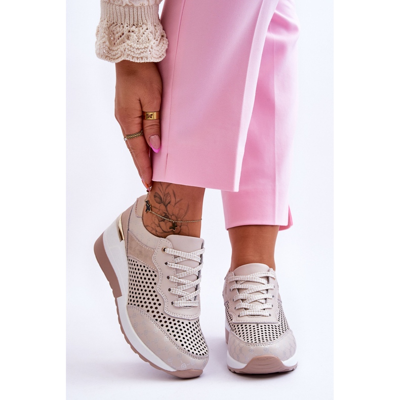 S.Barski Tênis feminino de couro vazado bege claro Virgínia 1