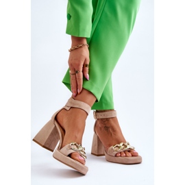 Lewski Shoes Sandália feminina de camurça com salto maciço Leewski Shoes 3207 bege marrom 2