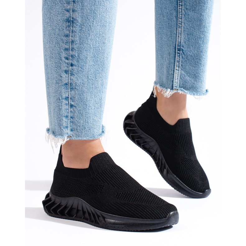 Sapatos desportivos em tecido preto Shelovet 1