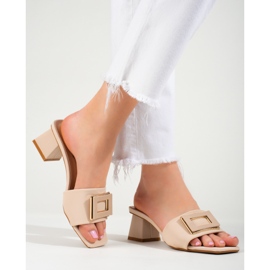 Chinelos de mulher com salto baixo Shelovet bege 1