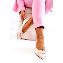 Bailarinas de camurça feminina com mendigo leve bege 4 Bailarinas de camurça feminina com mendigo leve bege 4