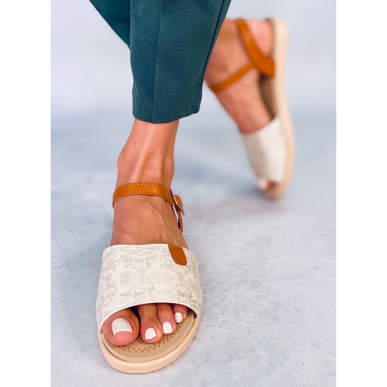 BM Sandálias femininas Barnes Gold dourado 1