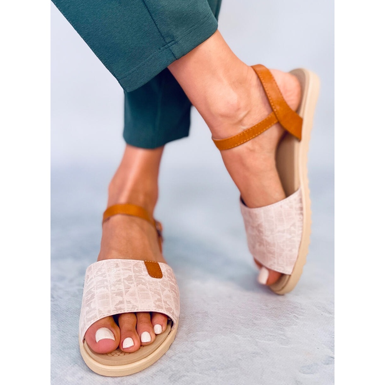 BM Sandálias de mulher Barnes Champagne rosa 1