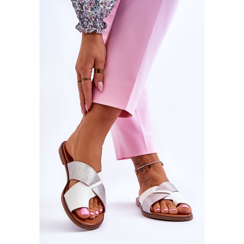 Sandálias Femininas Clássicas Brancas e Prateadas Nancy branco 2