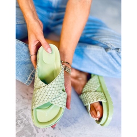 Chinelos de mulher Norma Green verde 1