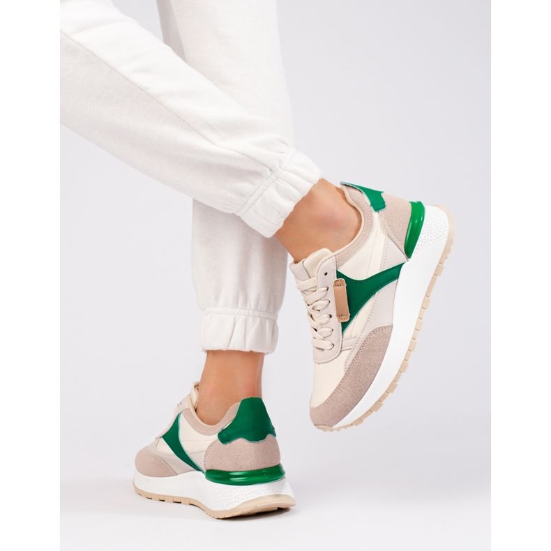 Sapatos desportivos de mulher de plataforma alta bege da Shelovet 1