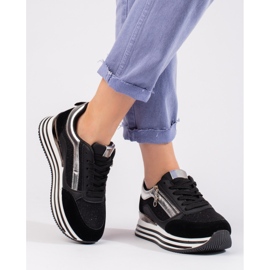 Tênis pretos na plataforma Shelovet 2