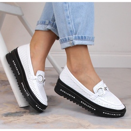 Sapato slip-on confortável em couro branco S.Barski LR27750 1