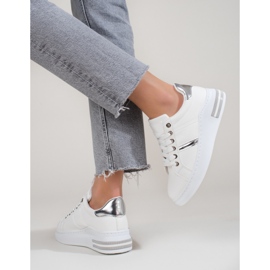 Botas brancas de mulher com sola grossa Shelovet branco 2