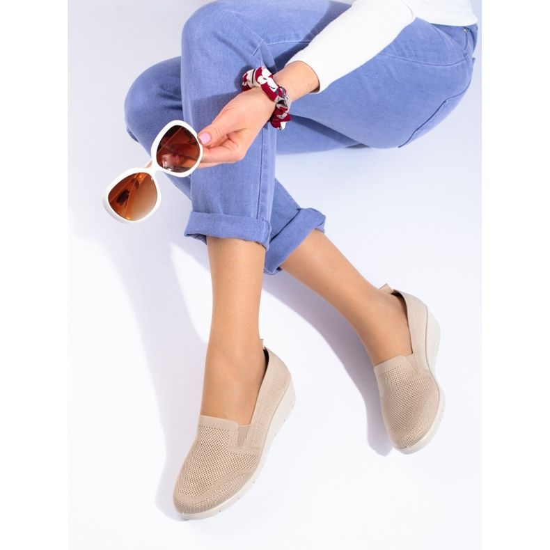 Sapatos de cunha de tecido bege claro, Shelovet 1