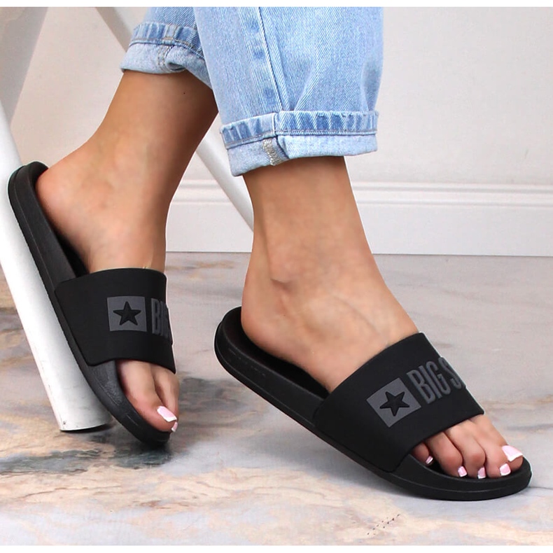 Chinelos de piscina pretos femininos Big Star FF274A200 1