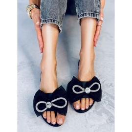 BM Monique Chinelos de laço pretos 2 BM Monique Chinelos de laço pretos 2