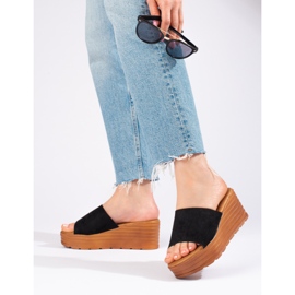 Chinelos de cunha em camurça Shelovet pretos de mulher 2