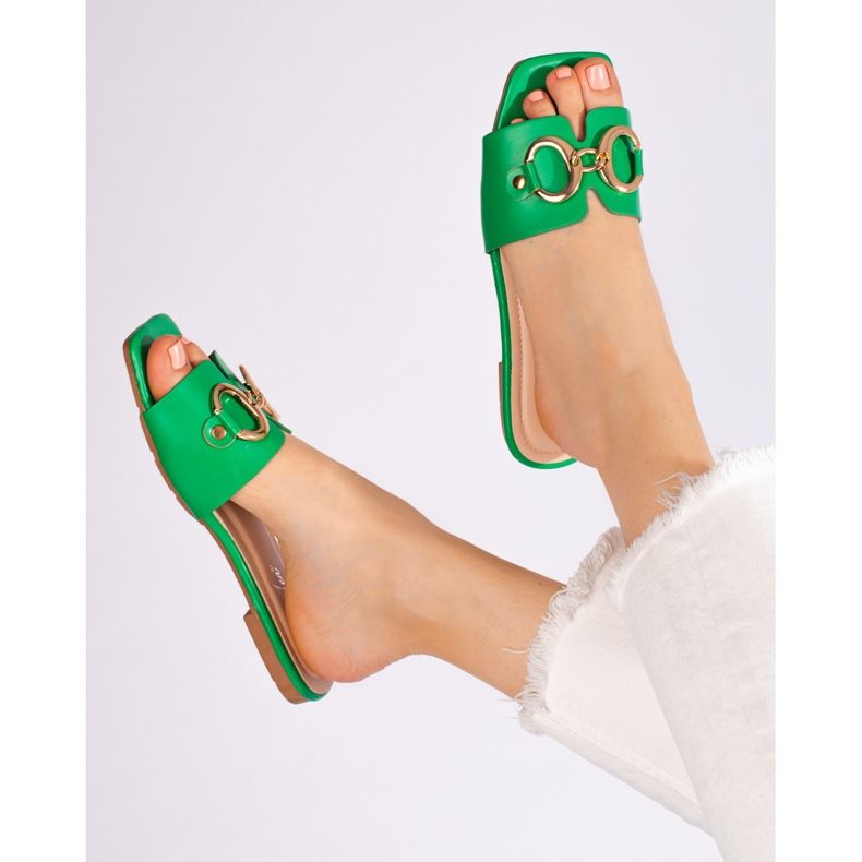 Chinelos verdes elegantes com fivela Shelovet 1