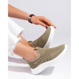 Sapatos desportivos de mulher Shelovet com recortes verde 1
