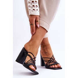 Sandália Salto Alto Com Tiras Preto Beckie 2