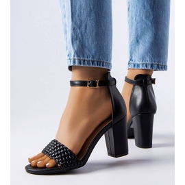 Sandália bloco trançado preto Oliveirinhas 1