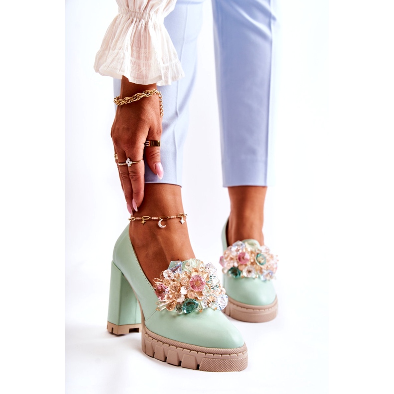 Inna Bombas femininas com um ornamento verde liso 1