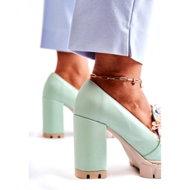 Inna Bombas femininas com um ornamento verde liso 3