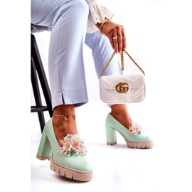 Inna Bombas femininas com um ornamento verde liso 5