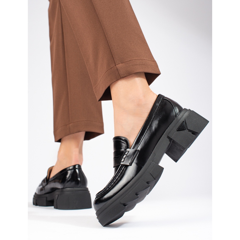 Mocassins plataforma Shelovet clássicos pretos 1